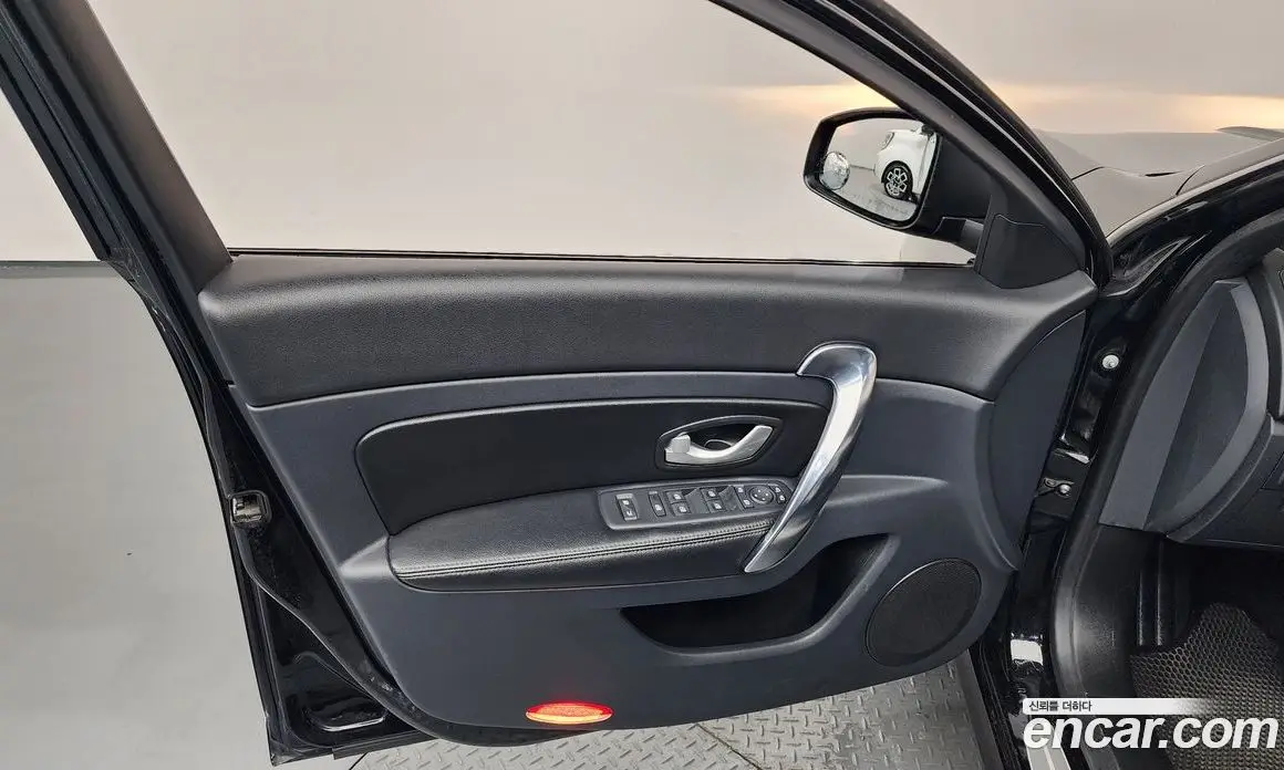 Renault (Samsung) SM5 2013 2.0 автомат (гидро), фото 14 Renault (Samsung) SM5 2013 2.0 автомат (гидро), фото 14