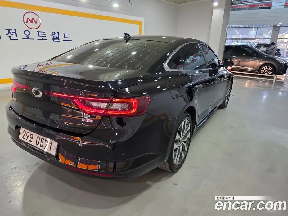 Renault (Samsung) SM6 2016 2.0 автомат (гидро), фото 5 Renault (Samsung) SM6 2016 2.0 автомат (гидро), фото 5