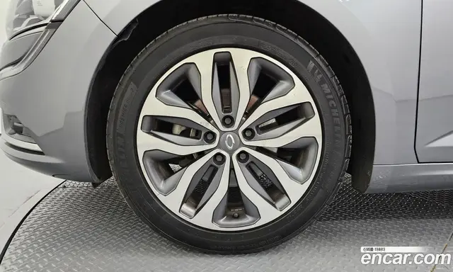 Renault (Samsung) SM6 2017 1.5 автомат (гидро), миниатюра 5 Renault (Samsung) SM6 2017 1.5 автомат (гидро), миниатюра 5