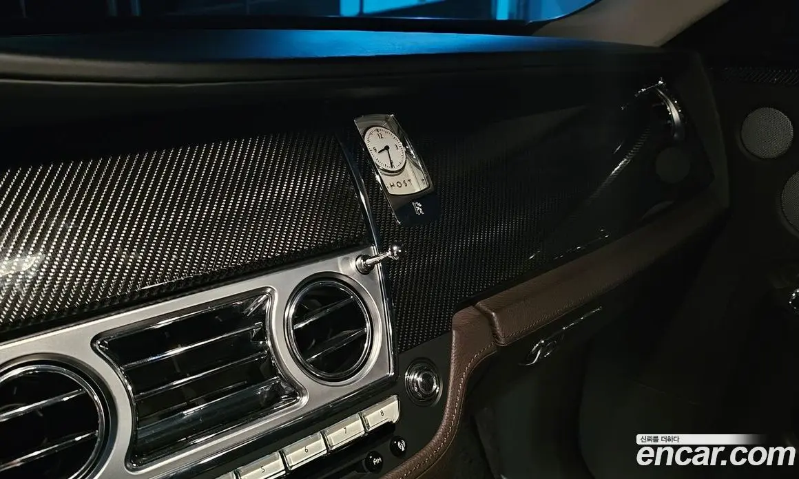 Rolls-Royce Ghost 2015 6.6 автомат (гидро), фото 10 Rolls-Royce Ghost 2015 6.6 автомат (гидро), фото 10