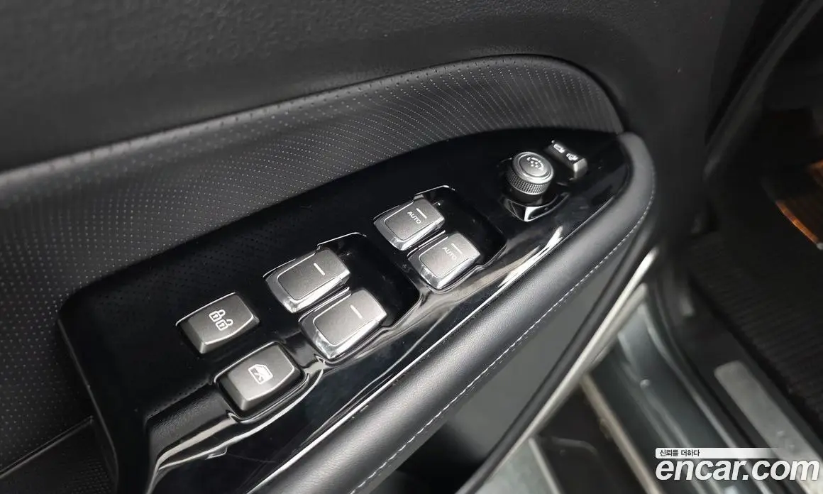 SsangYong Rexton 2019 2.2 автомат (гидро), фото 27 SsangYong Rexton 2019 2.2 автомат (гидро), фото 27