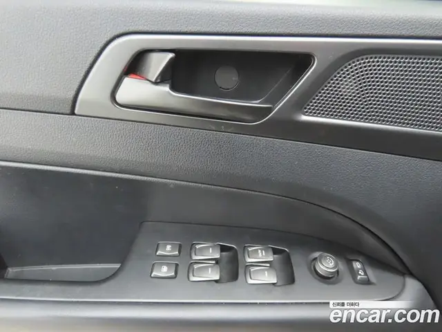 SsangYong Rexton 2022 2.2 автомат (гидро), миниатюра 10 SsangYong Rexton 2022 2.2 автомат (гидро), миниатюра 10