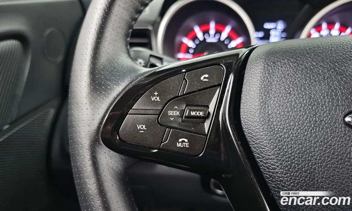 SsangYong TIBOLI 2016 1.6 автомат (гидро), фото 27 SsangYong TIBOLI 2016 1.6 автомат (гидро), фото 27