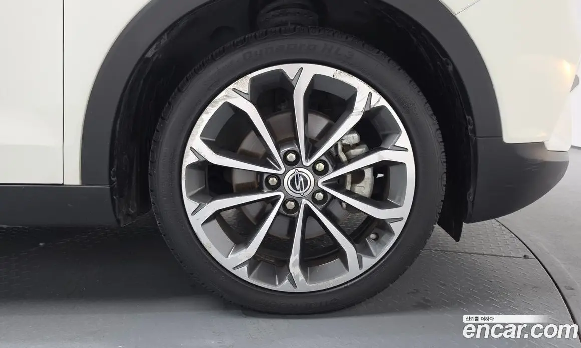 SsangYong TIBOLI 2017 1.6 автомат (гидро), фото 6