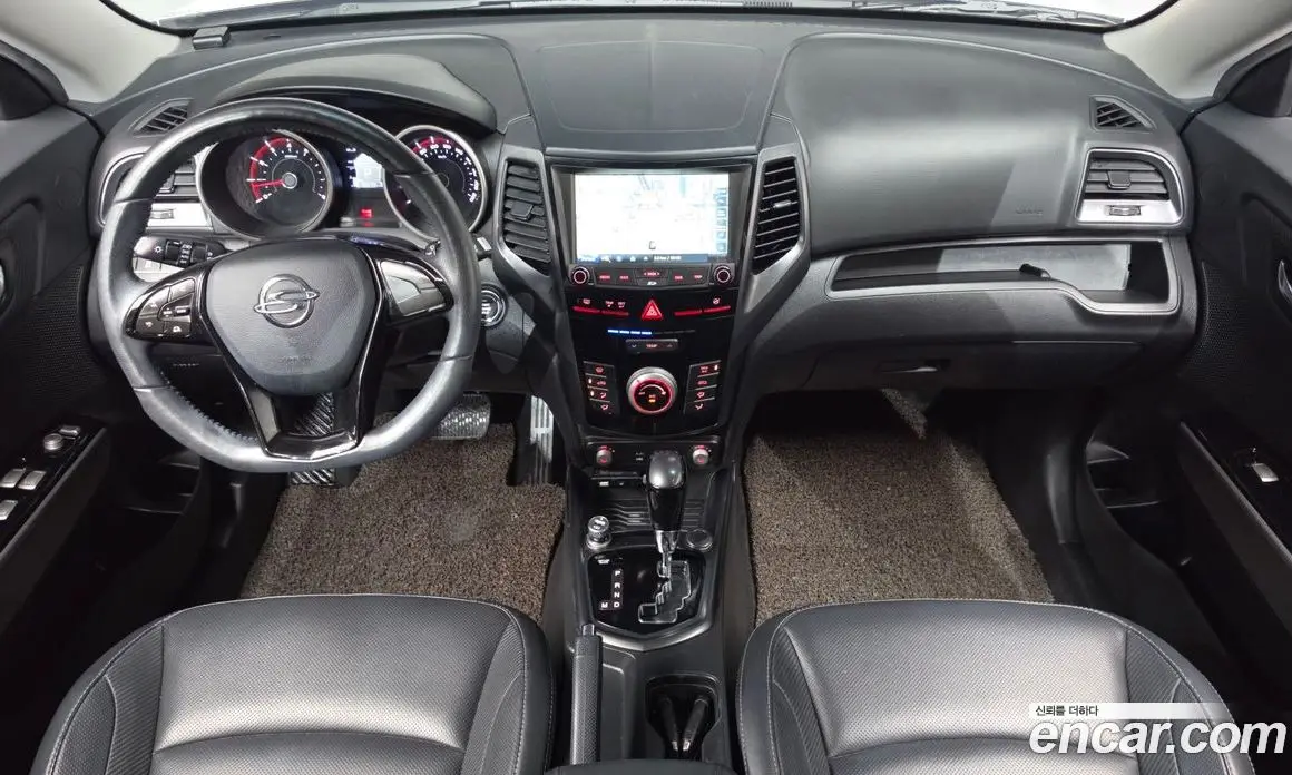 SsangYong TIBOLI 2017 1.6 автомат (гидро), фото 9