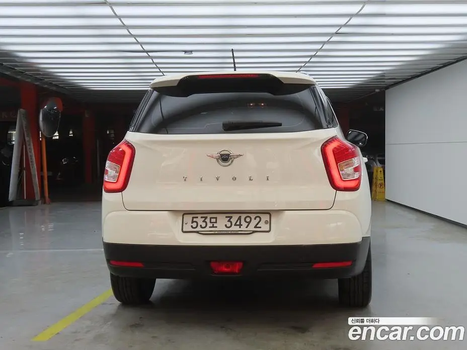 SsangYong TIBOLI 2018 1.6 автомат (гидро), фото 3 SsangYong TIBOLI 2018 1.6 автомат (гидро), фото 3