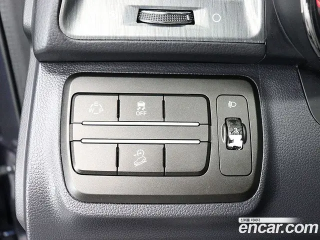 SsangYong TIBOLI 2019 1.6 автомат (гидро), миниатюра 12