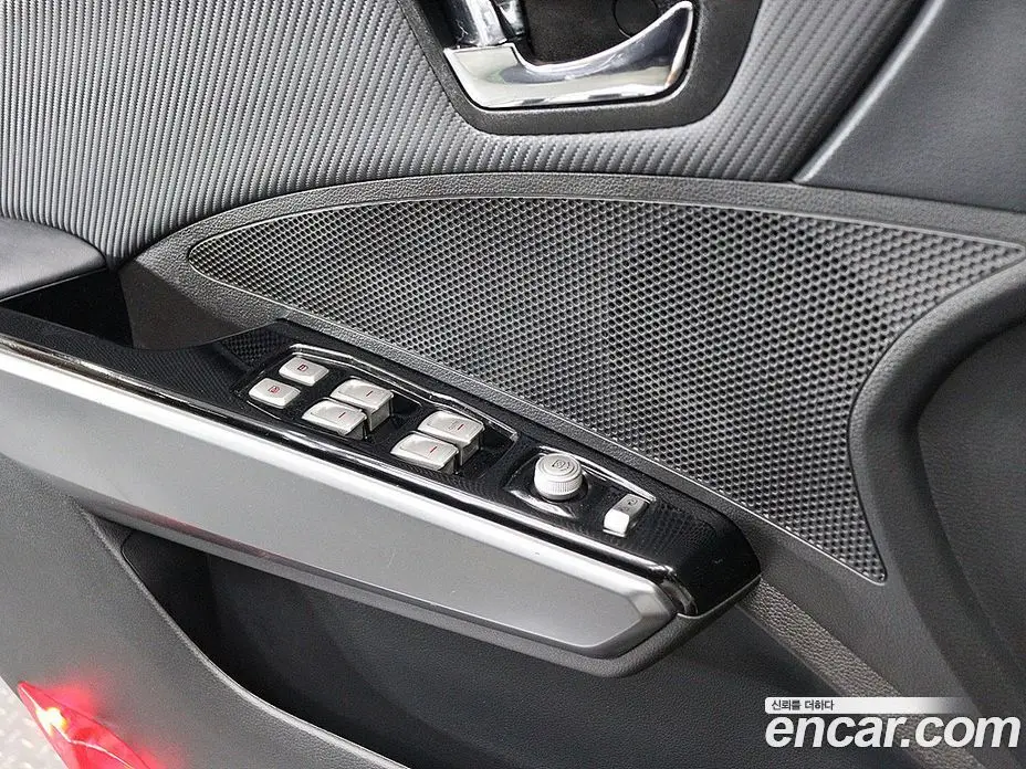 SsangYong TIBOLI 2019 1.6 автомат (гидро), фото 13 SsangYong TIBOLI 2019 1.6 автомат (гидро), фото 13