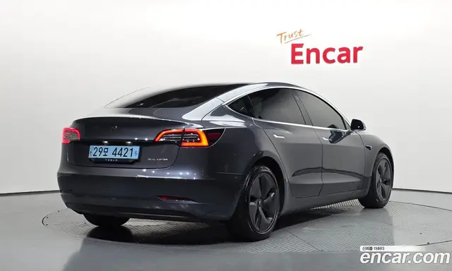 Tesla Model 3 2020 0.3 автомат (гидро), миниатюра 2 Tesla Model 3 2020 0.3 автомат (гидро), миниатюра 2