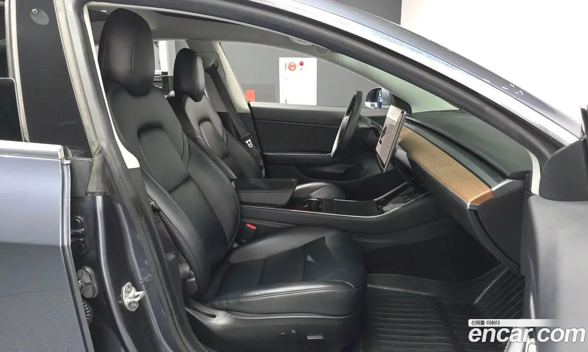 Tesla Model 3 2020 0.3 автомат (гидро), фото 16 Tesla Model 3 2020 0.3 автомат (гидро), фото 16