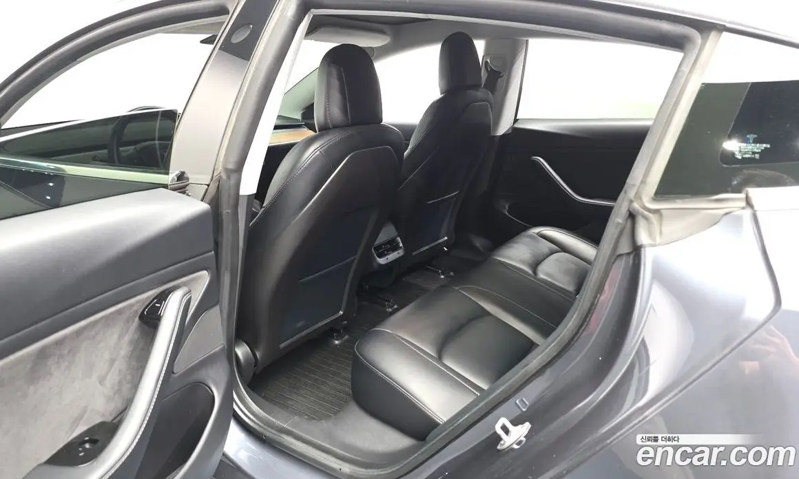 Tesla Model 3 2020 0.3 автомат (гидро), фото 17 Tesla Model 3 2020 0.3 автомат (гидро), фото 17
