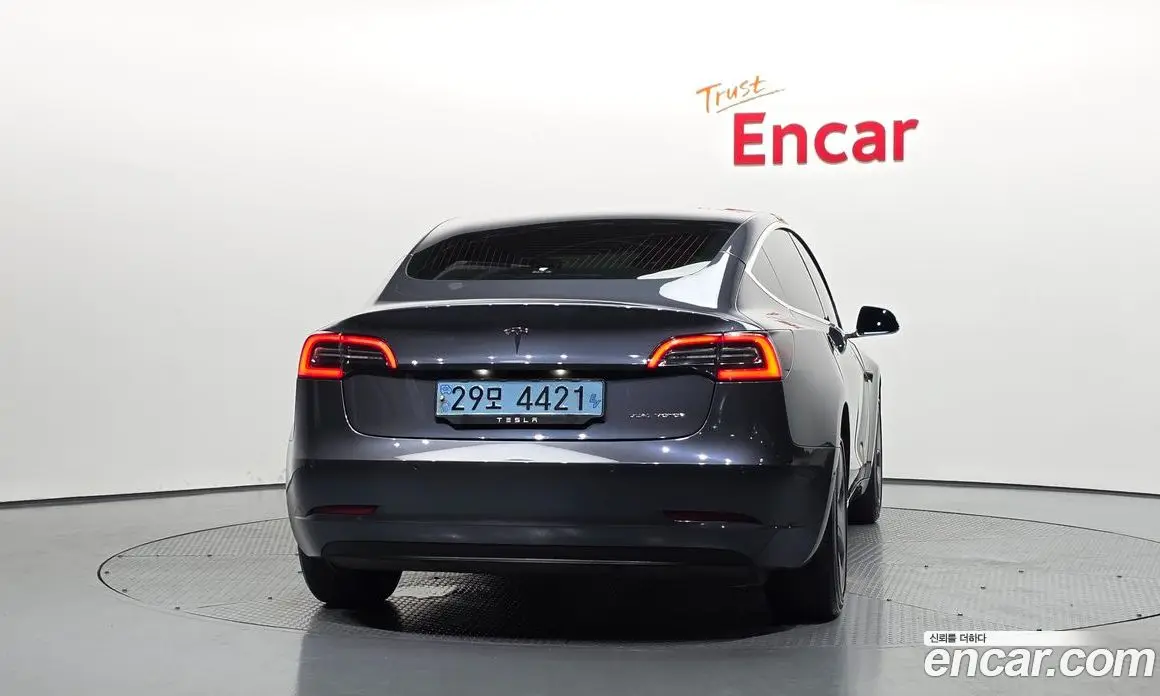 Tesla Model 3 2020 0.3 автомат (гидро), фото 4 Tesla Model 3 2020 0.3 автомат (гидро), фото 4