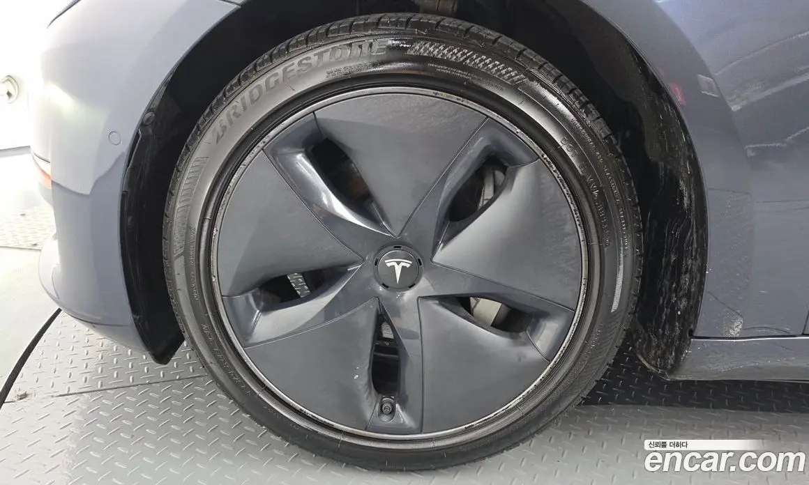 Tesla Model 3 2020 0.3 автомат (гидро), фото 5 Tesla Model 3 2020 0.3 автомат (гидро), фото 5