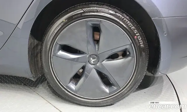 Tesla Model 3 2020 0.3 автомат (гидро), миниатюра 7 Tesla Model 3 2020 0.3 автомат (гидро), миниатюра 7