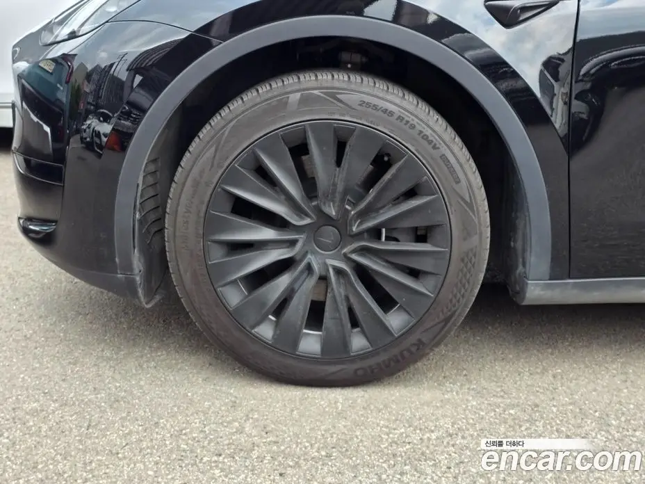 Tesla Model Y 2024 0.2 автомат (гидро), фото 8 Tesla Model Y 2024 0.2 автомат (гидро), фото 8