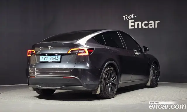 Tesla Model Y 2025 0.2 автомат (гидро), миниатюра 2 Tesla Model Y 2025 0.2 автомат (гидро), миниатюра 2