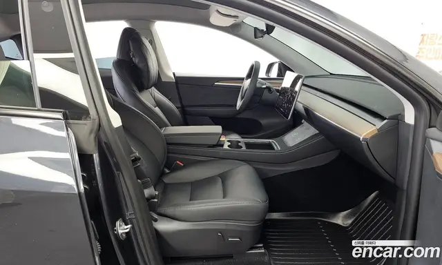 Tesla Model Y 2025 0.2 автомат (гидро), миниатюра 11 Tesla Model Y 2025 0.2 автомат (гидро), миниатюра 11