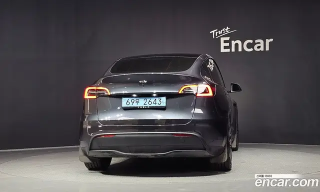 Tesla Model Y 2025 0.2 автомат (гидро), миниатюра 4 Tesla Model Y 2025 0.2 автомат (гидро), миниатюра 4