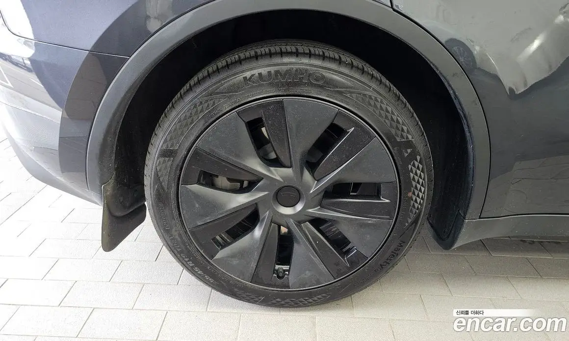 Tesla Model Y 2025 0.2 автомат (гидро), фото 5 Tesla Model Y 2025 0.2 автомат (гидро), фото 5