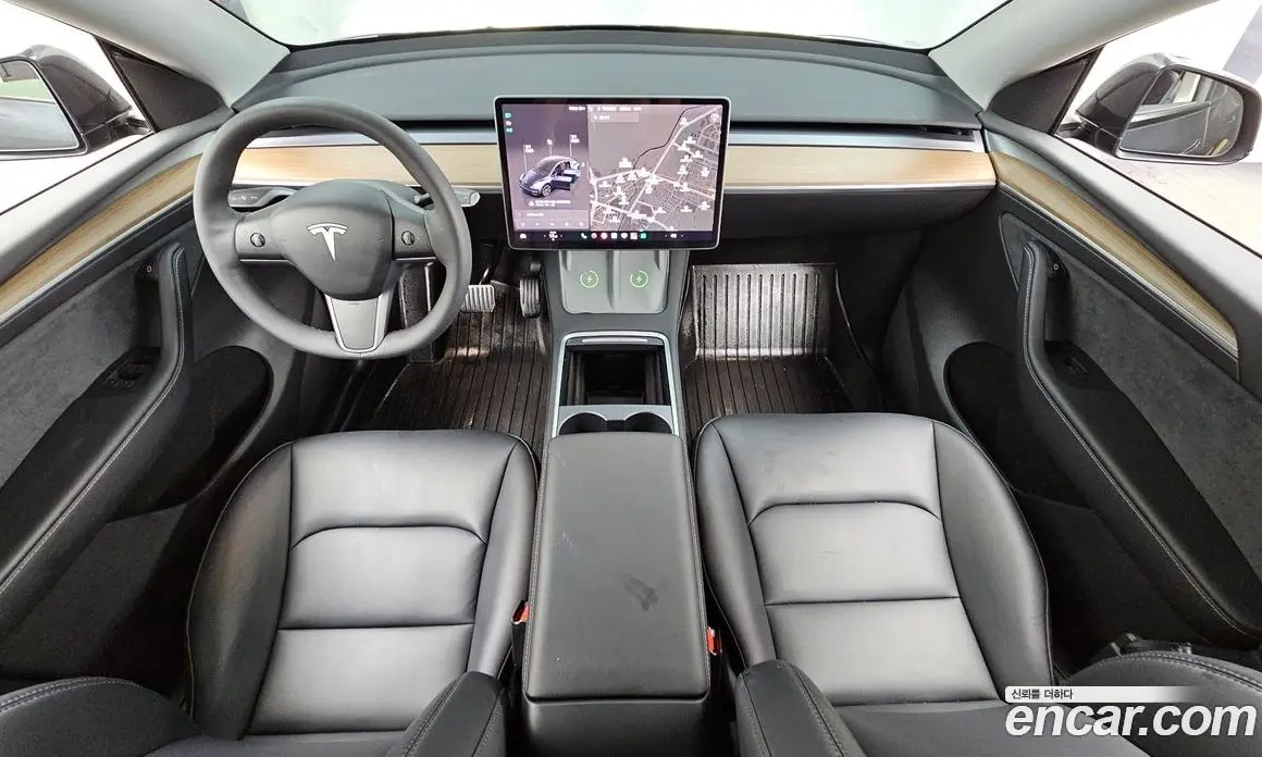 Tesla Model Y 2025 0.2 автомат (гидро), фото 7 Tesla Model Y 2025 0.2 автомат (гидро), фото 7