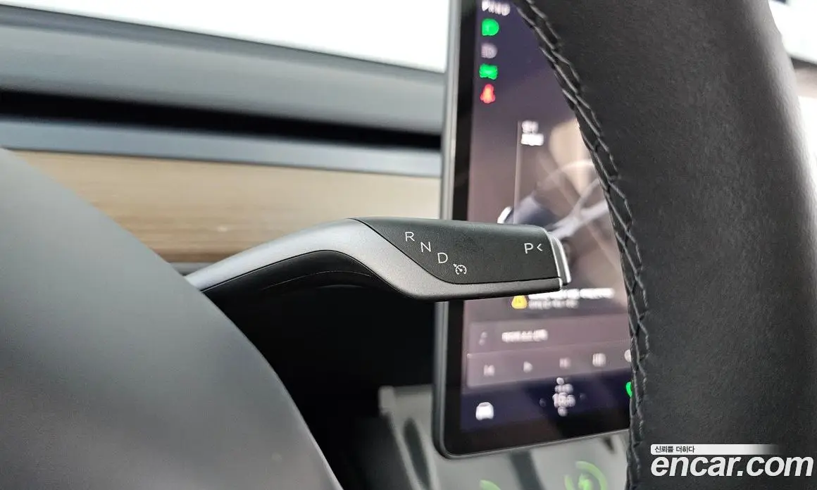 Tesla Model Y 2025 0.2 автомат (гидро), фото 9 Tesla Model Y 2025 0.2 автомат (гидро), фото 9