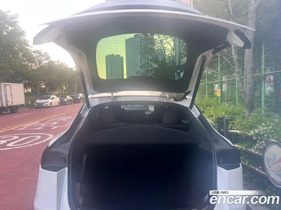 Tesla Model Y 2026 автомат (гидро), фото 17