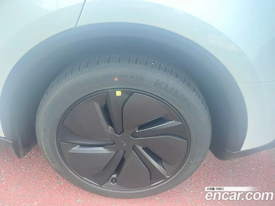 Tesla Model Y 2026 автомат (гидро), фото 5