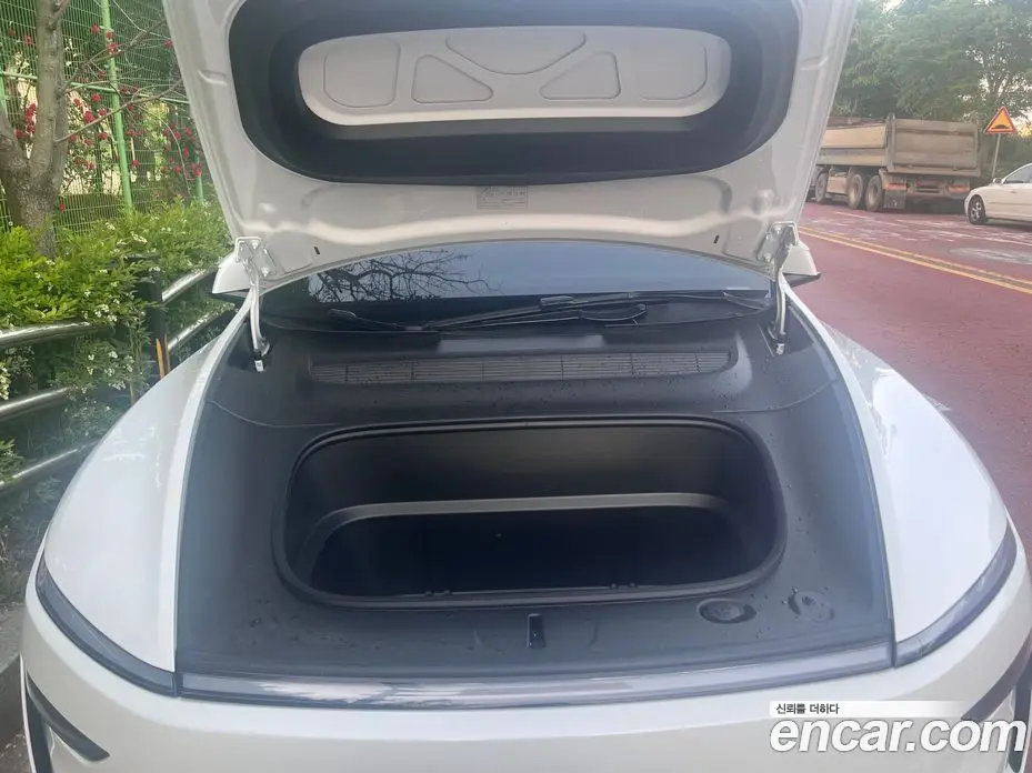 Tesla Model Y 2026 автомат (гидро), фото 9