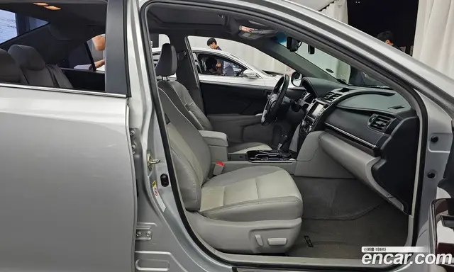 Toyota Camry 2013 2.5 автомат (гидро), миниатюра 11 Toyota Camry 2013 2.5 автомат (гидро), миниатюра 11