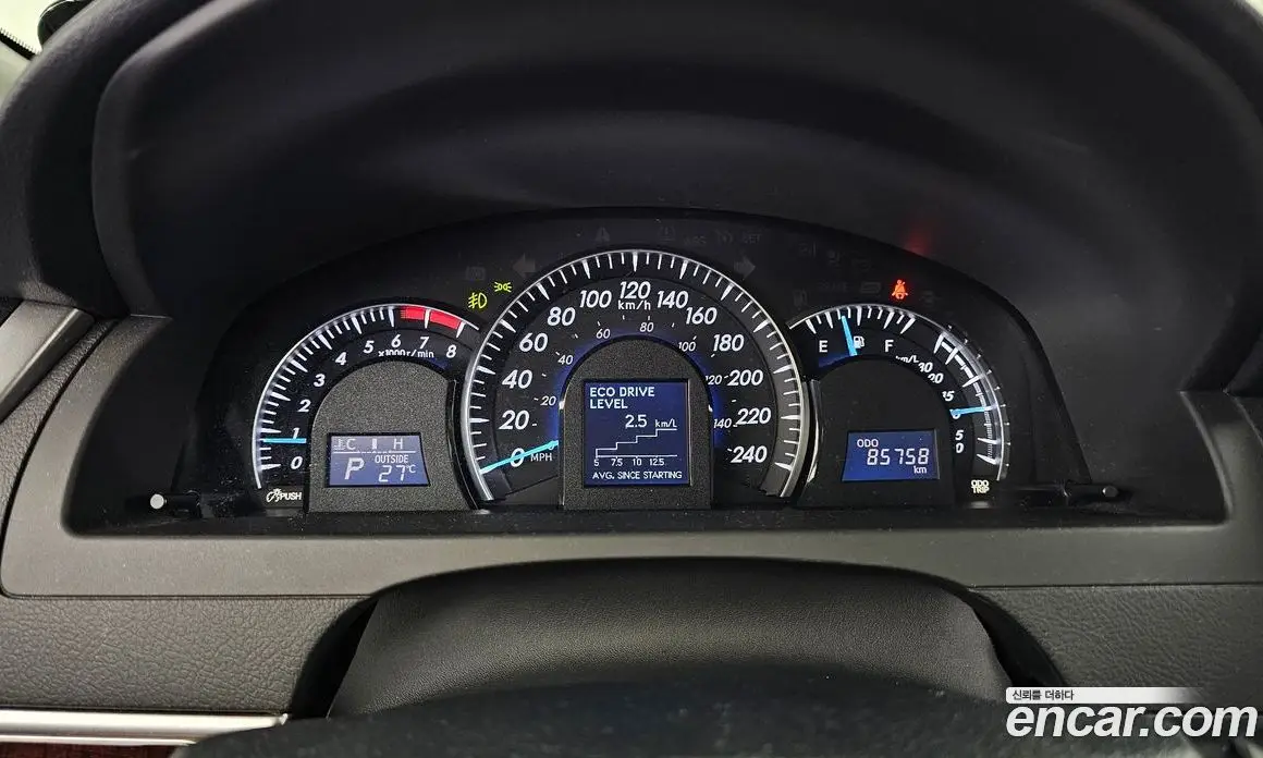 Toyota Camry 2013 2.5 автомат (гидро), фото 8 Toyota Camry 2013 2.5 автомат (гидро), фото 8