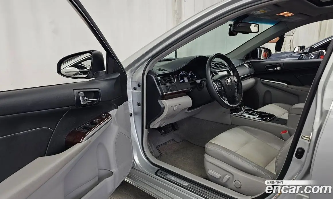 Toyota Camry 2013 2.5 автомат (гидро), фото 10 Toyota Camry 2013 2.5 автомат (гидро), фото 10