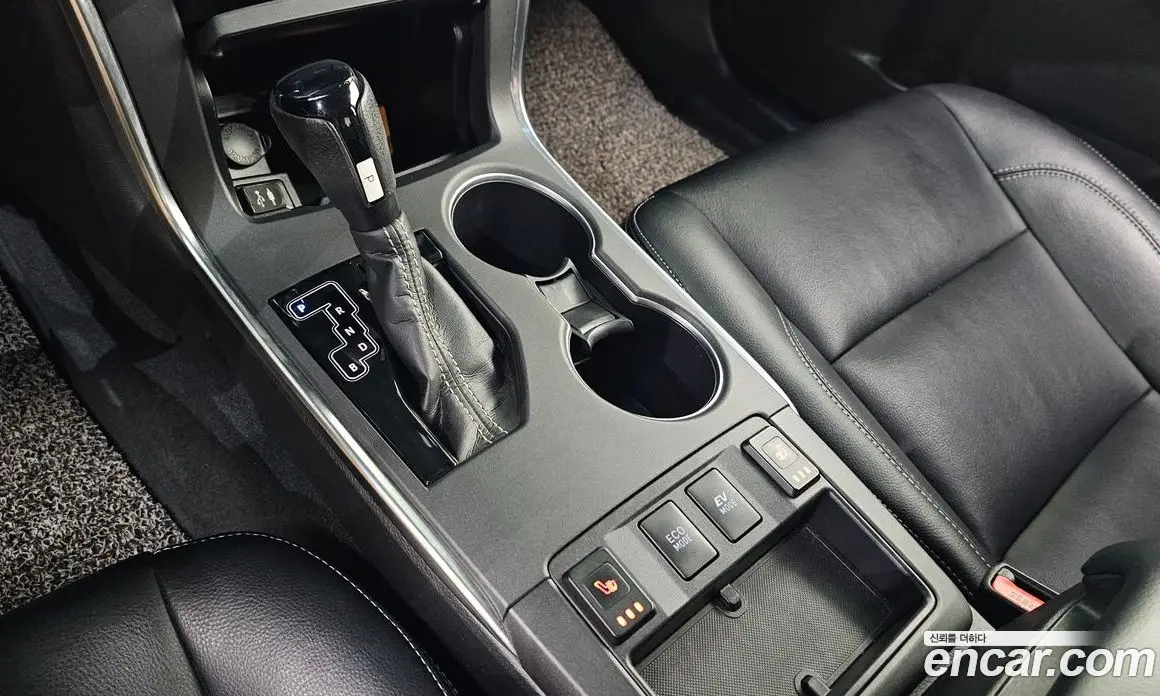 Toyota Camry 2017 2.5 автомат (гидро), фото 11 Toyota Camry 2017 2.5 автомат (гидро), фото 11