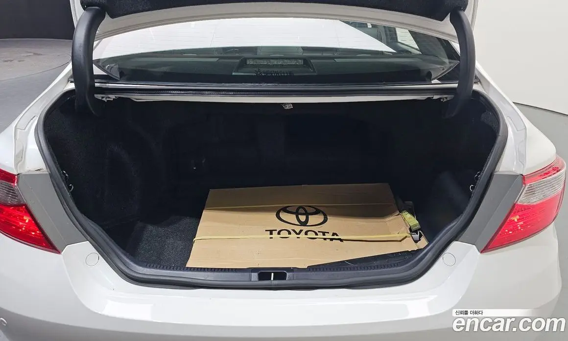 Toyota Camry 2017 2.5 автомат (гидро), фото 25 Toyota Camry 2017 2.5 автомат (гидро), фото 25