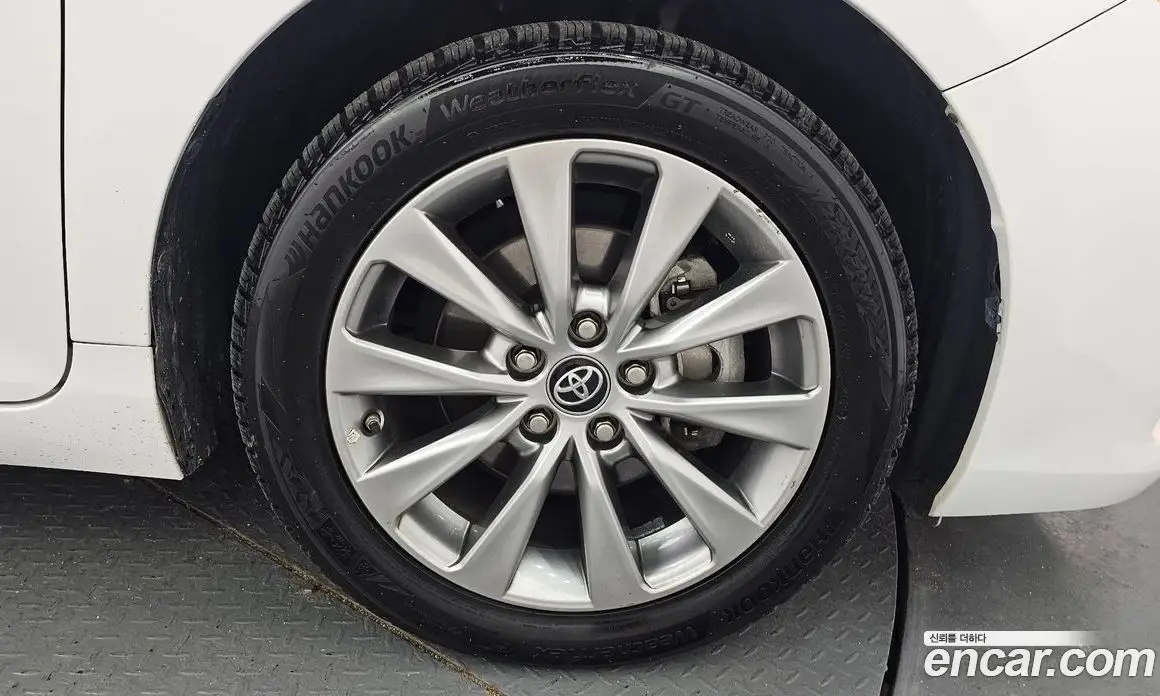 Toyota Camry 2017 2.5 автомат (гидро), фото 4 Toyota Camry 2017 2.5 автомат (гидро), фото 4