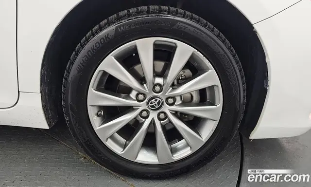Toyota Camry 2017 2.5 автомат (гидро), миниатюра 4 Toyota Camry 2017 2.5 автомат (гидро), миниатюра 4