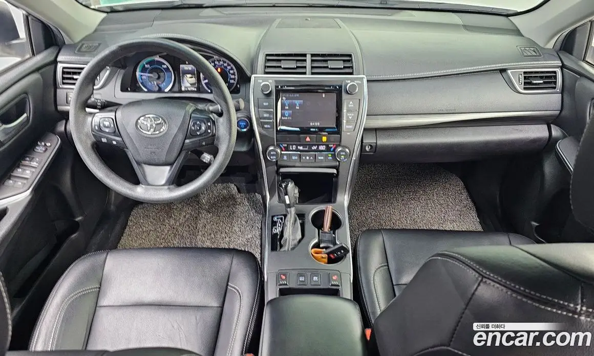 Toyota Camry 2017 2.5 автомат (гидро), фото 9 Toyota Camry 2017 2.5 автомат (гидро), фото 9