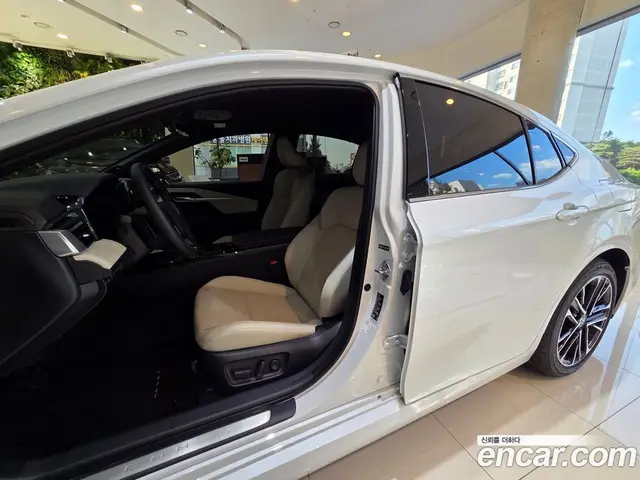 Toyota Camry 2026 2.5 автомат (гидро), миниатюра 2 Toyota Camry 2026 2.5 автомат (гидро), миниатюра 2