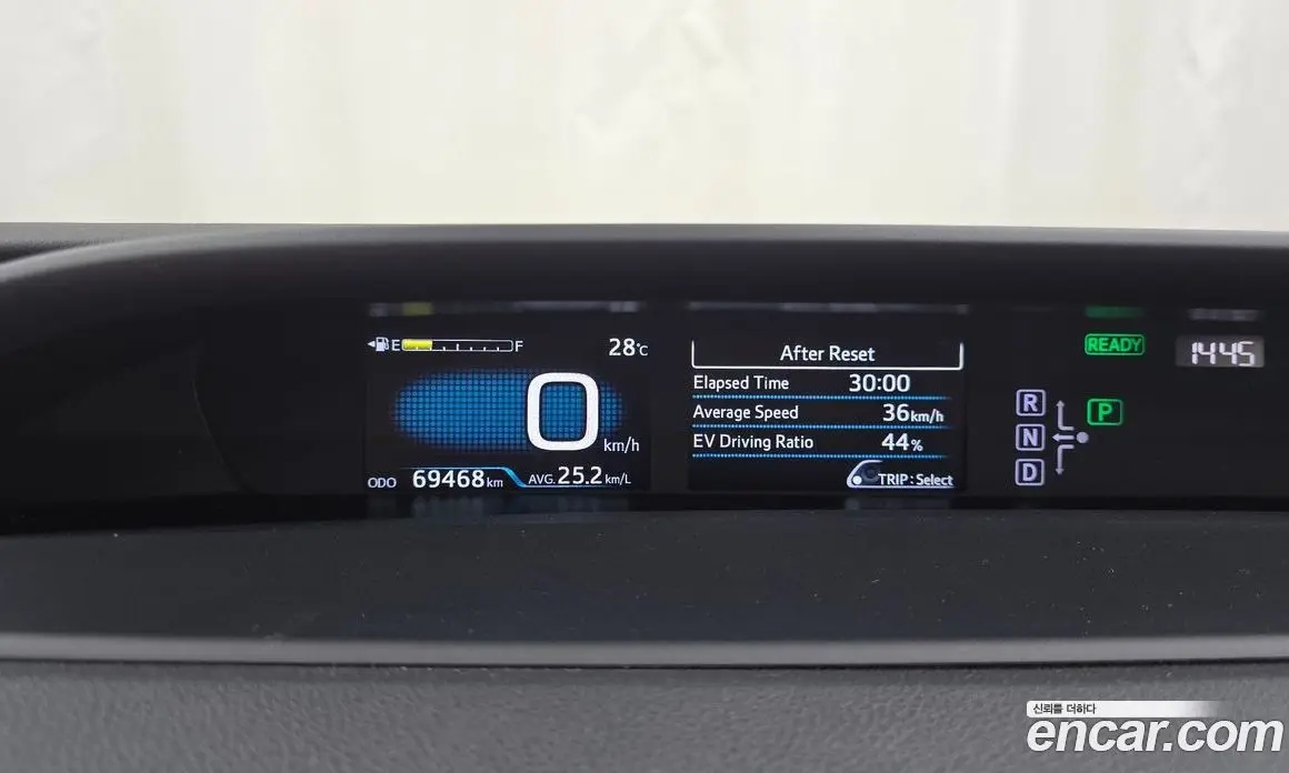 Toyota Prius 2018 1.8 автомат (гидро), фото 11 Toyota Prius 2018 1.8 автомат (гидро), фото 11
