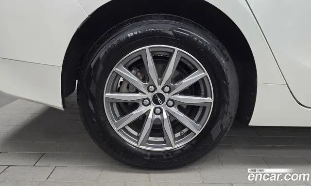 Toyota Prius 2018 1.8 автомат (гидро), миниатюра 5 Toyota Prius 2018 1.8 автомат (гидро), миниатюра 5