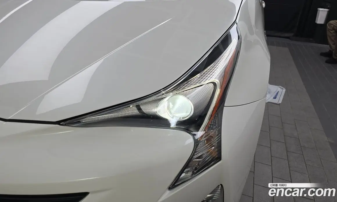 Toyota Prius 2018 1.8 автомат (гидро), фото 8 Toyota Prius 2018 1.8 автомат (гидро), фото 8