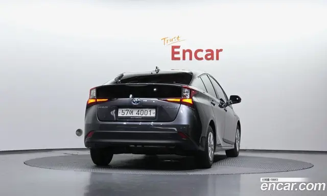 Toyota Prius 2019 1.8 автомат (гидро), миниатюра 4 Toyota Prius 2019 1.8 автомат (гидро), миниатюра 4