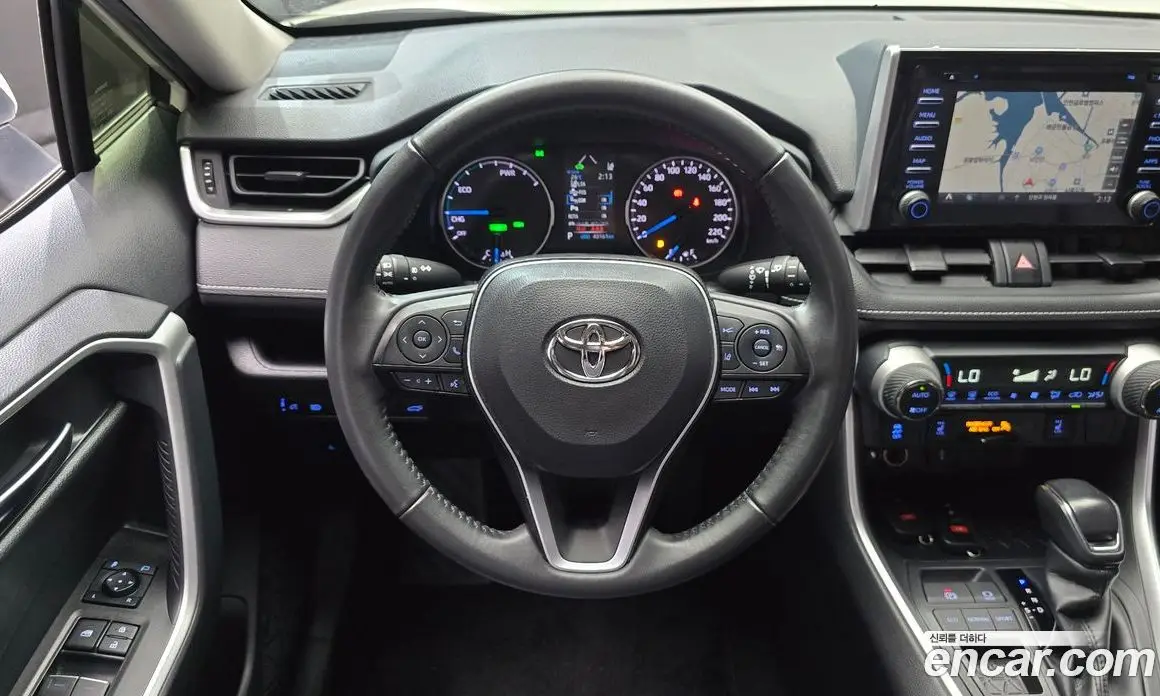 Toyota RAV4 2022 2.5 автомат (гидро), фото 13 Toyota RAV4 2022 2.5 автомат (гидро), фото 13