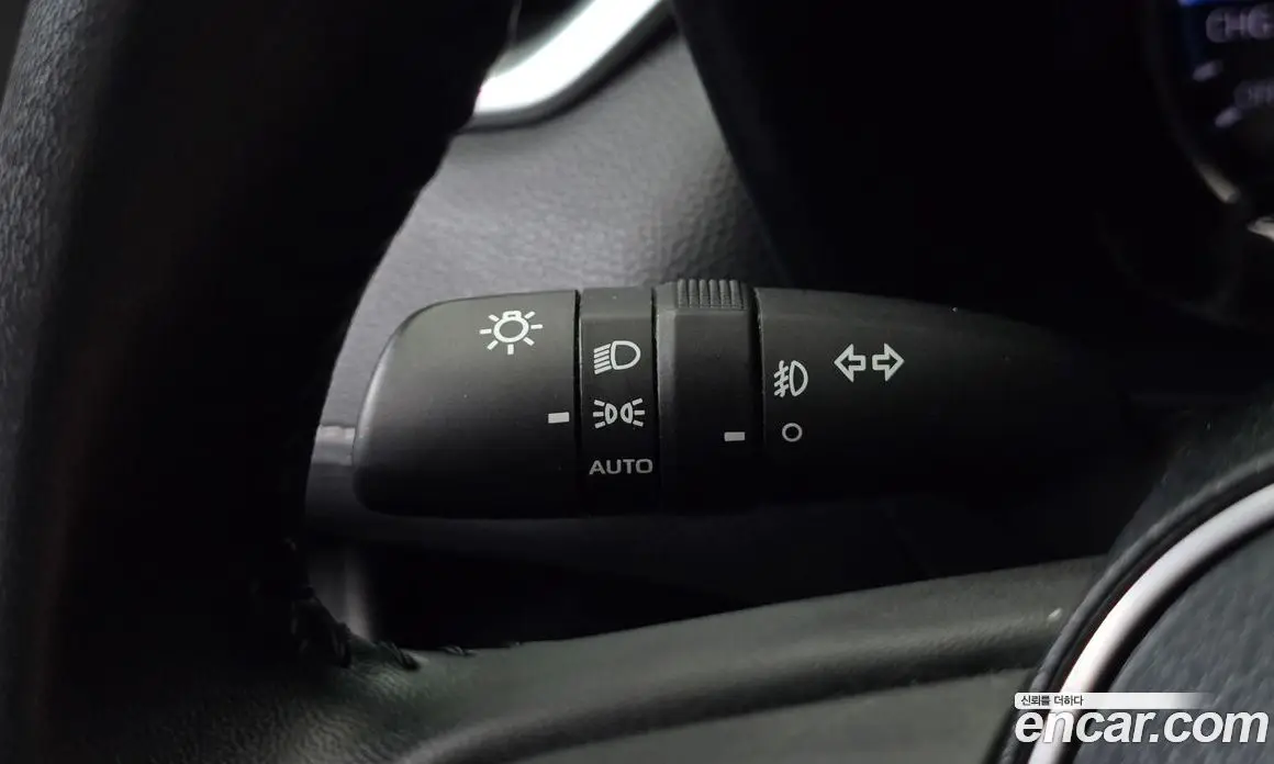 Toyota RAV4 2022 2.5 автомат (гидро), фото 15 Toyota RAV4 2022 2.5 автомат (гидро), фото 15