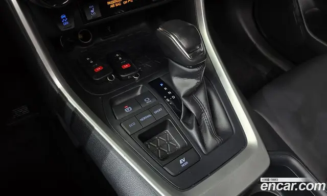 Toyota RAV4 2022 2.5 автомат (гидро), миниатюра 9 Toyota RAV4 2022 2.5 автомат (гидро), миниатюра 9