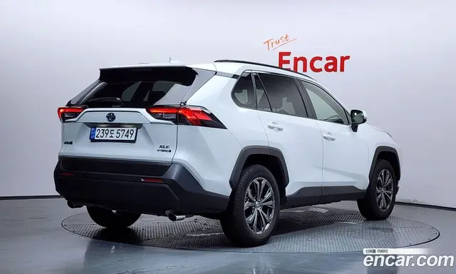 Toyota RAV4 2024 2.5 автомат (гидро), миниатюра 2 Toyota RAV4 2024 2.5 автомат (гидро), миниатюра 2