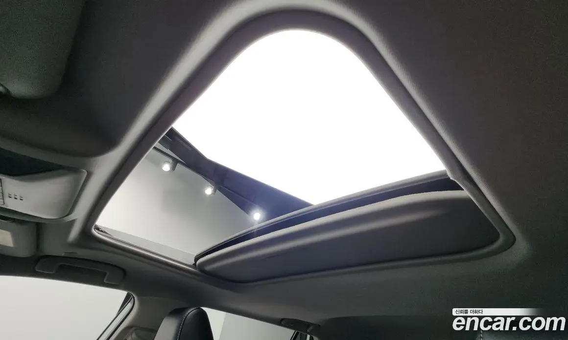 Toyota RAV4 2024 2.5 автомат (гидро), фото 23 Toyota RAV4 2024 2.5 автомат (гидро), фото 23