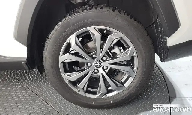 Toyota RAV4 2024 2.5 автомат (гидро), миниатюра 7 Toyota RAV4 2024 2.5 автомат (гидро), миниатюра 7