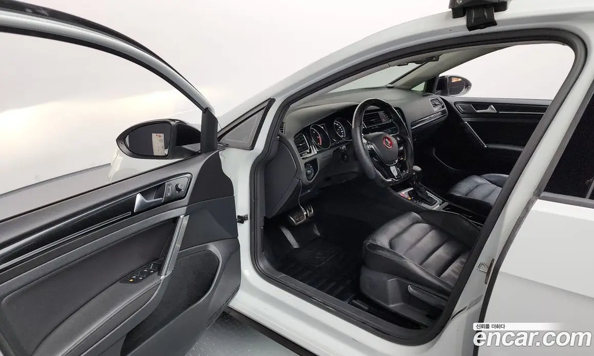 Volkswagen Golf 2013 2.0 автомат (гидро), фото 10