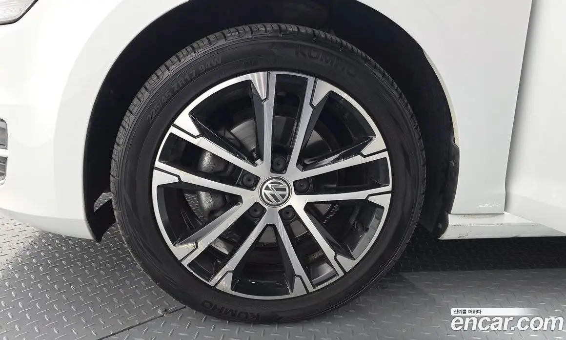Volkswagen Golf 2015 2.0 автомат (гидро), фото 5