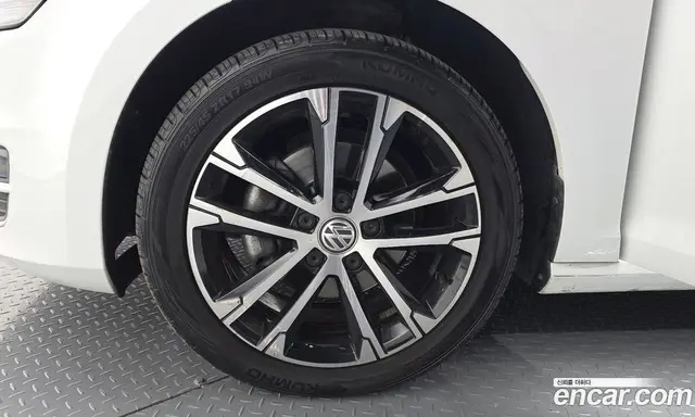 Volkswagen Golf 2015 2.0 автомат (гидро), миниатюра 5